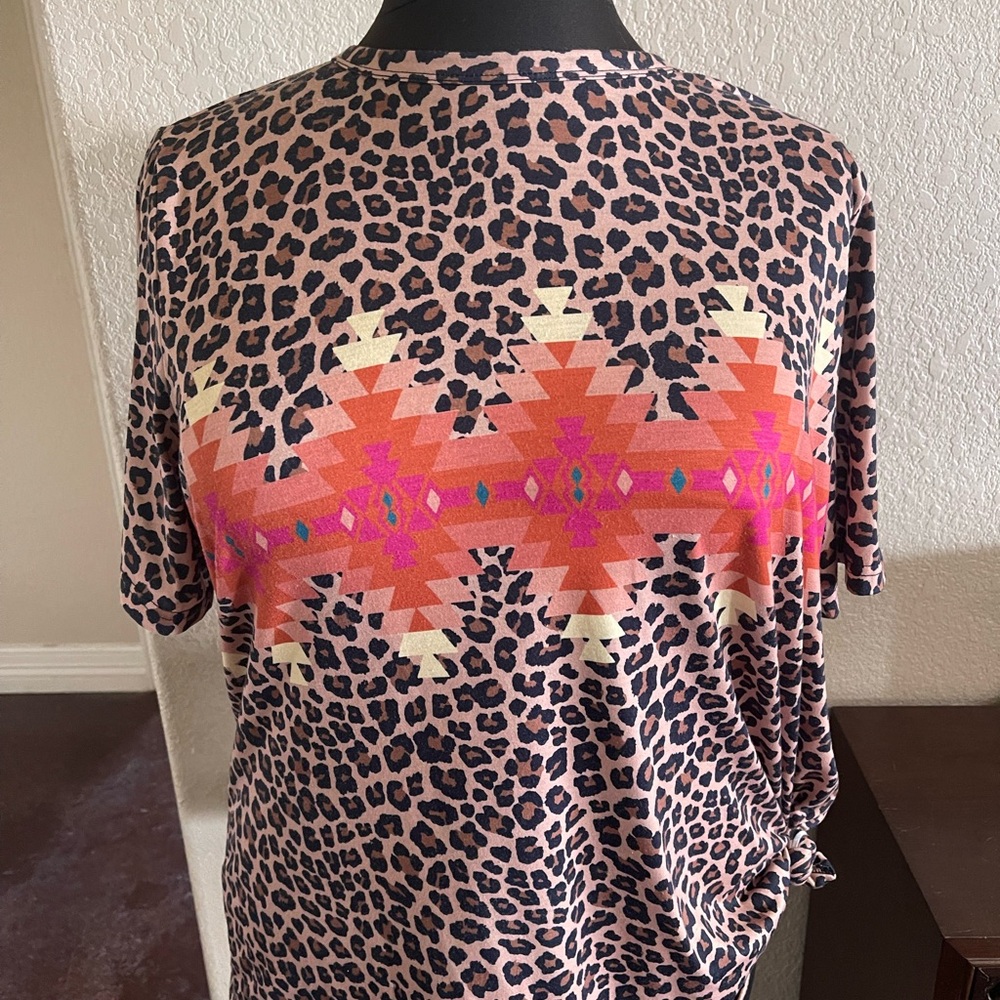 Multicolored Graphic Short Sleeve T-Shirt